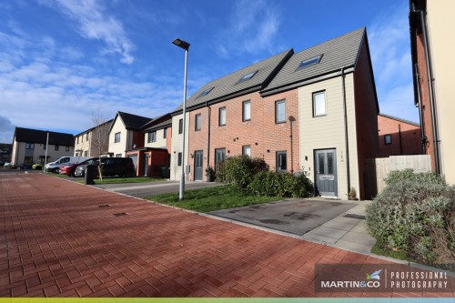 Rhodfa Hughes, St Edeyrns