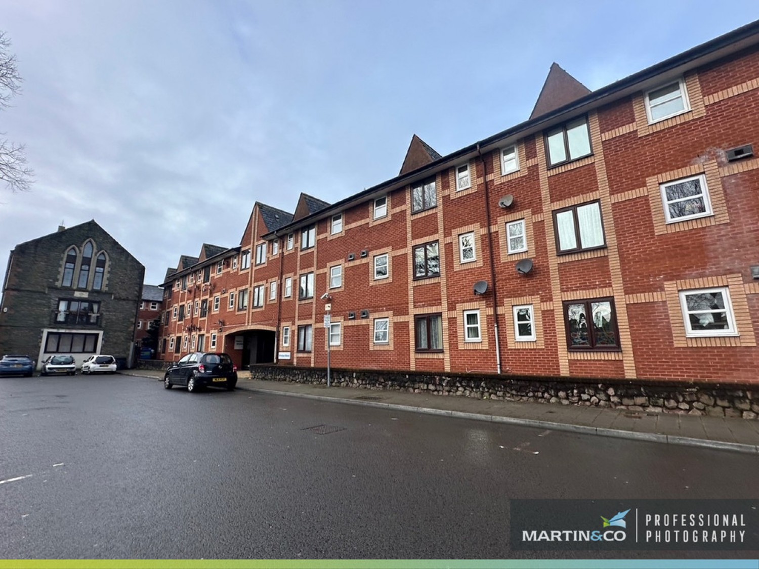 2 bedroom Flat in Windsor Mews, Adamsdown