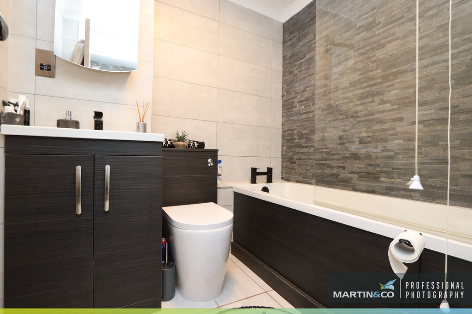 2 bedroom Flat in Windsor Mews, Adamsdown