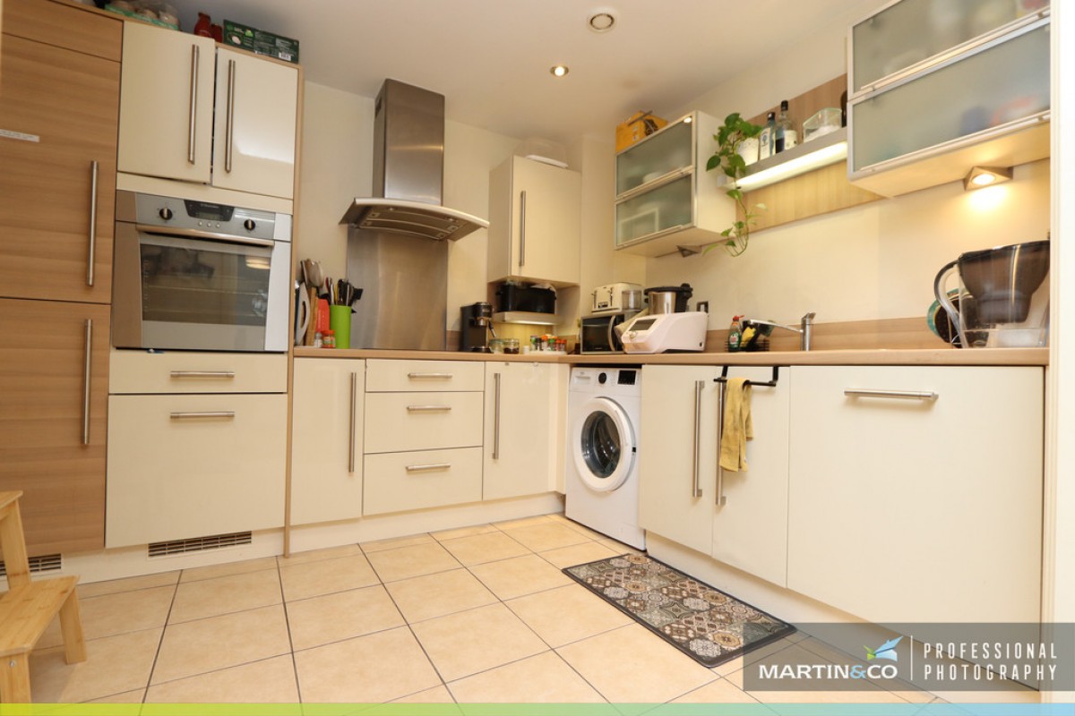 Ezel Court, Century Wharf