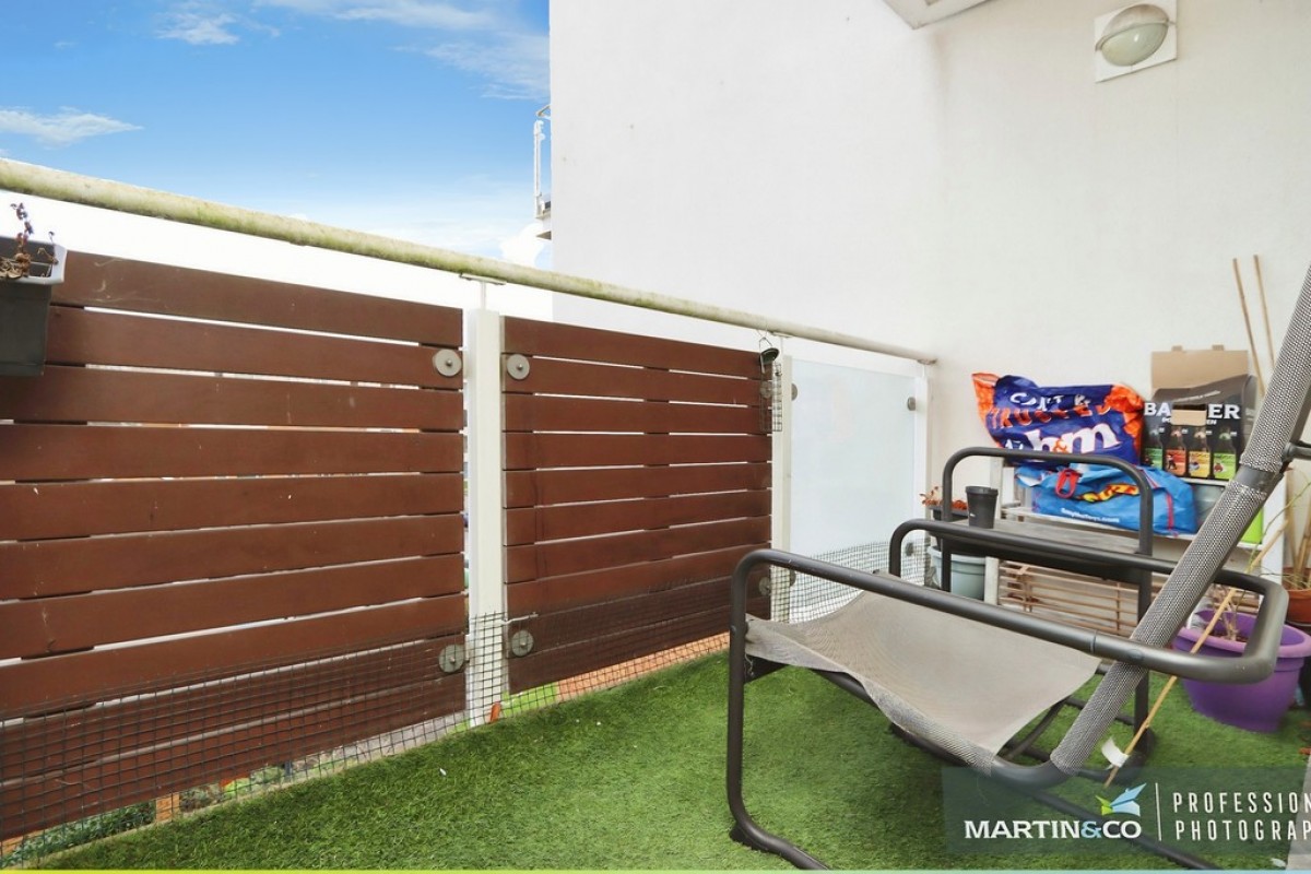 Ezel Court, Century Wharf