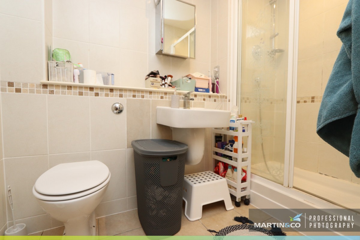 Ezel Court, Century Wharf