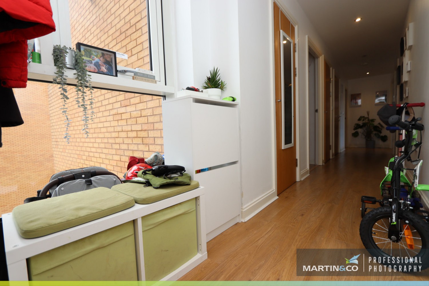 2 bedroom Flat for Sale Ezel Court, Century Wharf