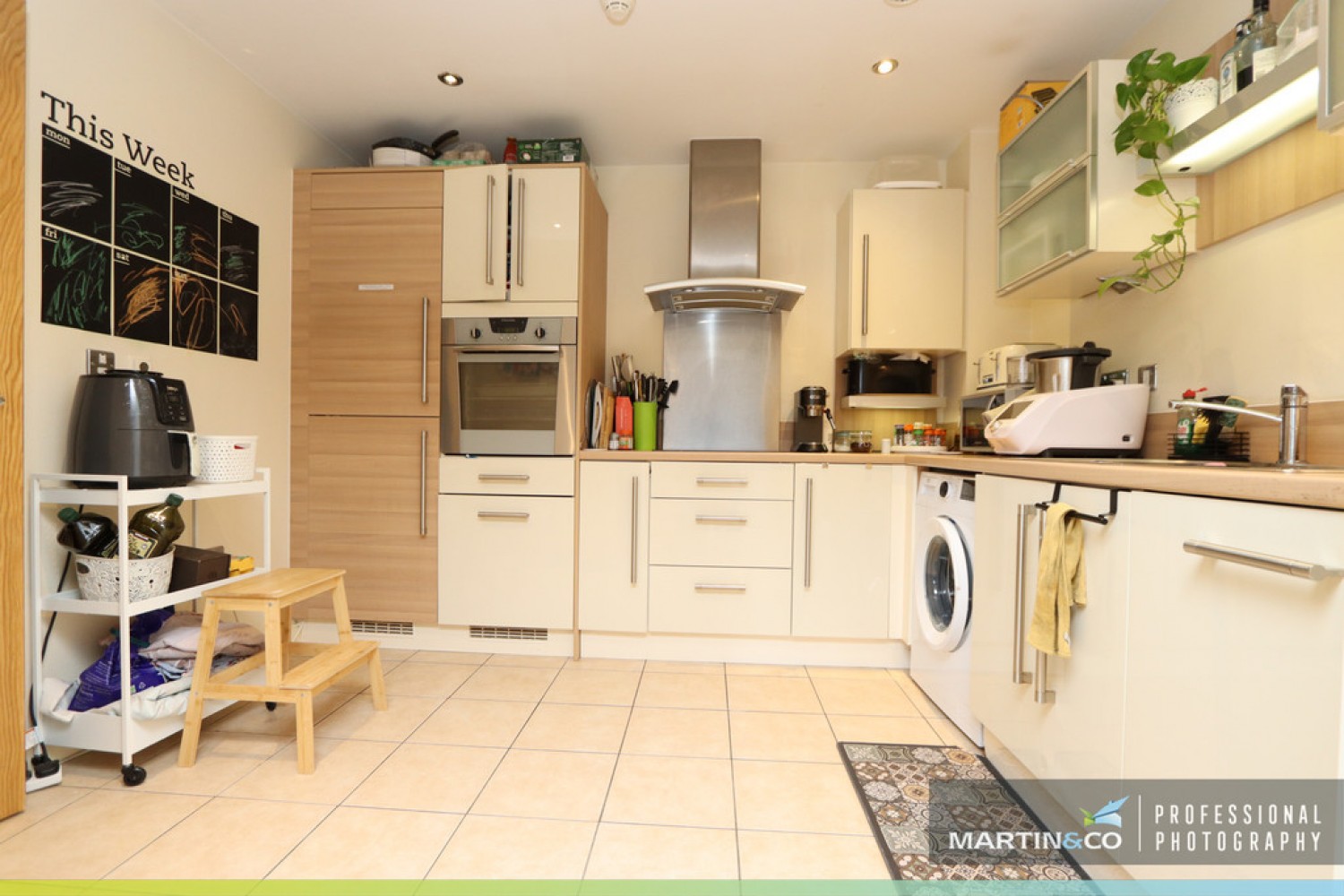 2 bedroom Flat for Sale Ezel Court, Century Wharf