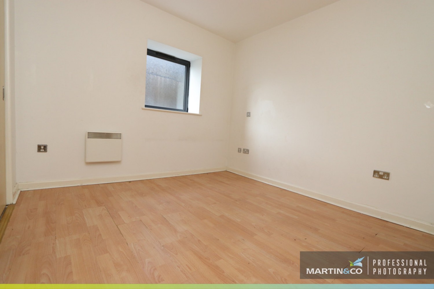 3 bedroom Flat for Sale The Malthouse, The Old Brewery Quarter