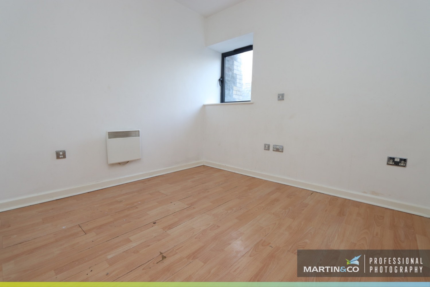 3 bedroom Flat for Sale The Malthouse, The Old Brewery Quarter