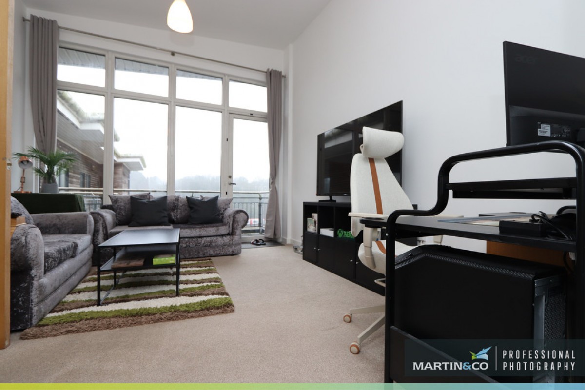 Cambria, Victoria Wharf