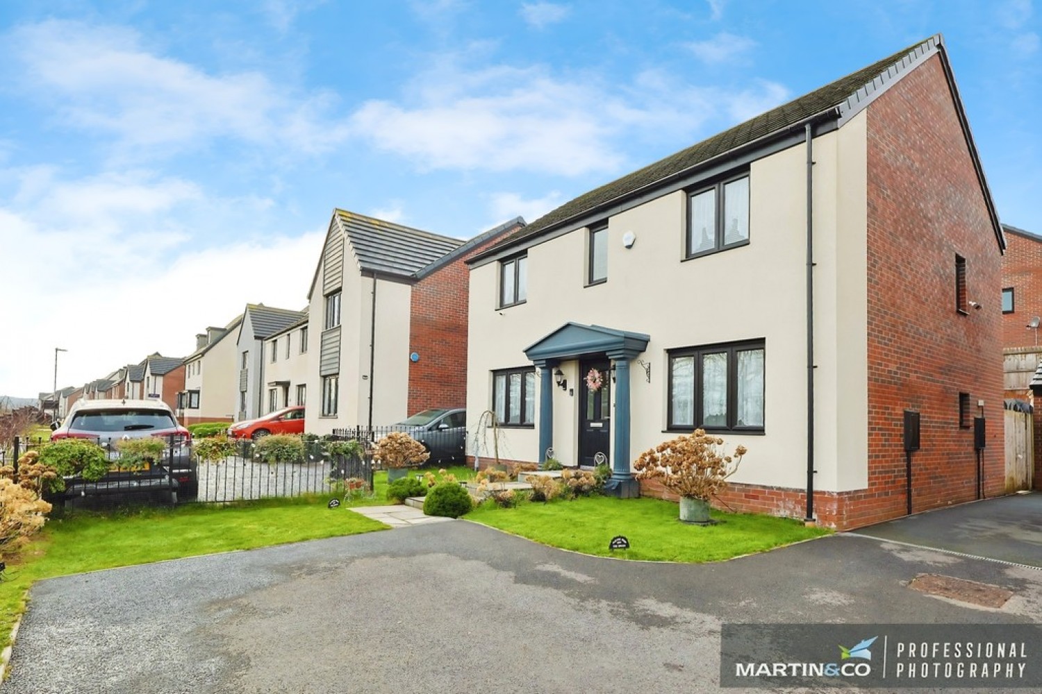 Lewis Crescent, St Edeyrns