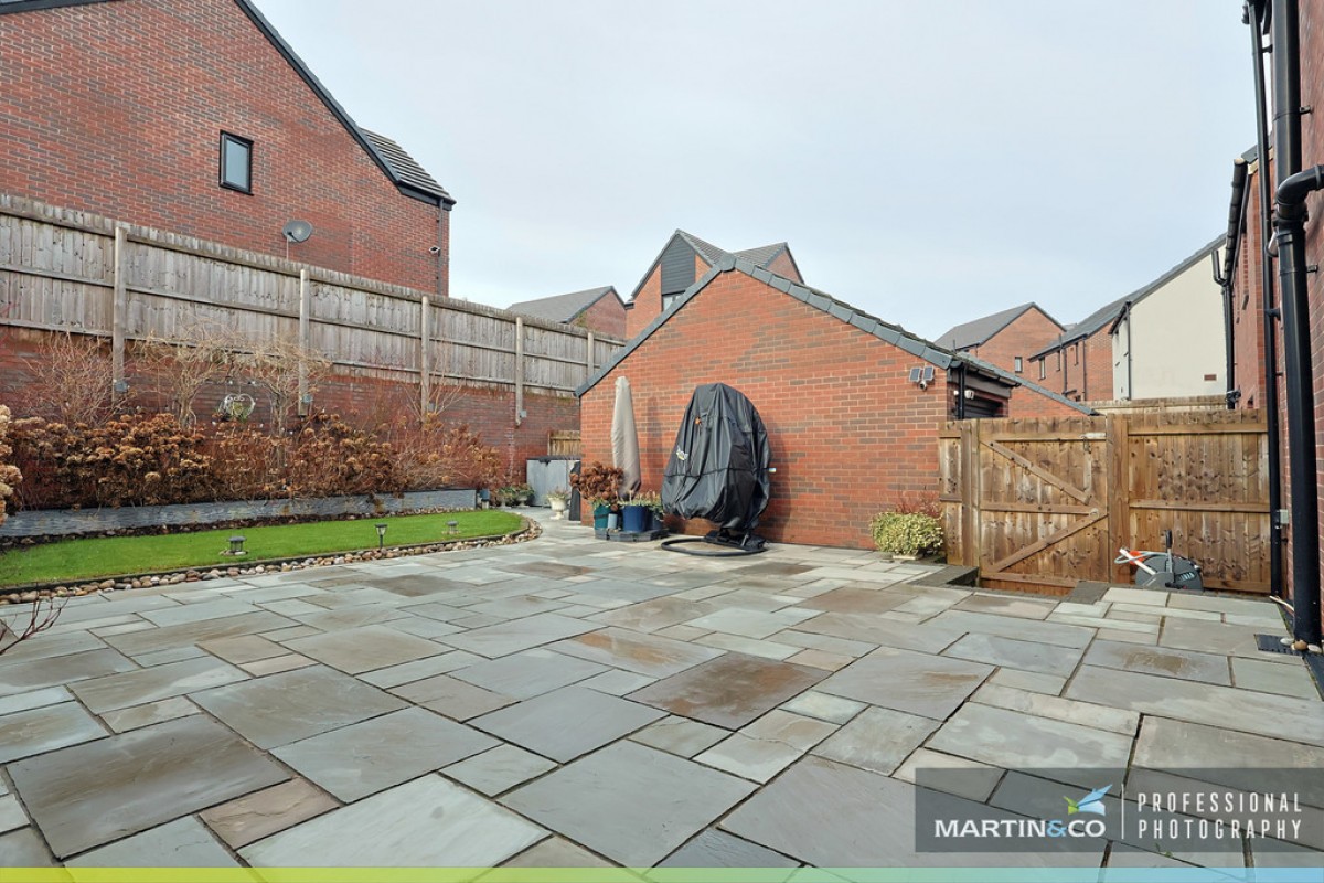 Lewis Crescent, St Edeyrns