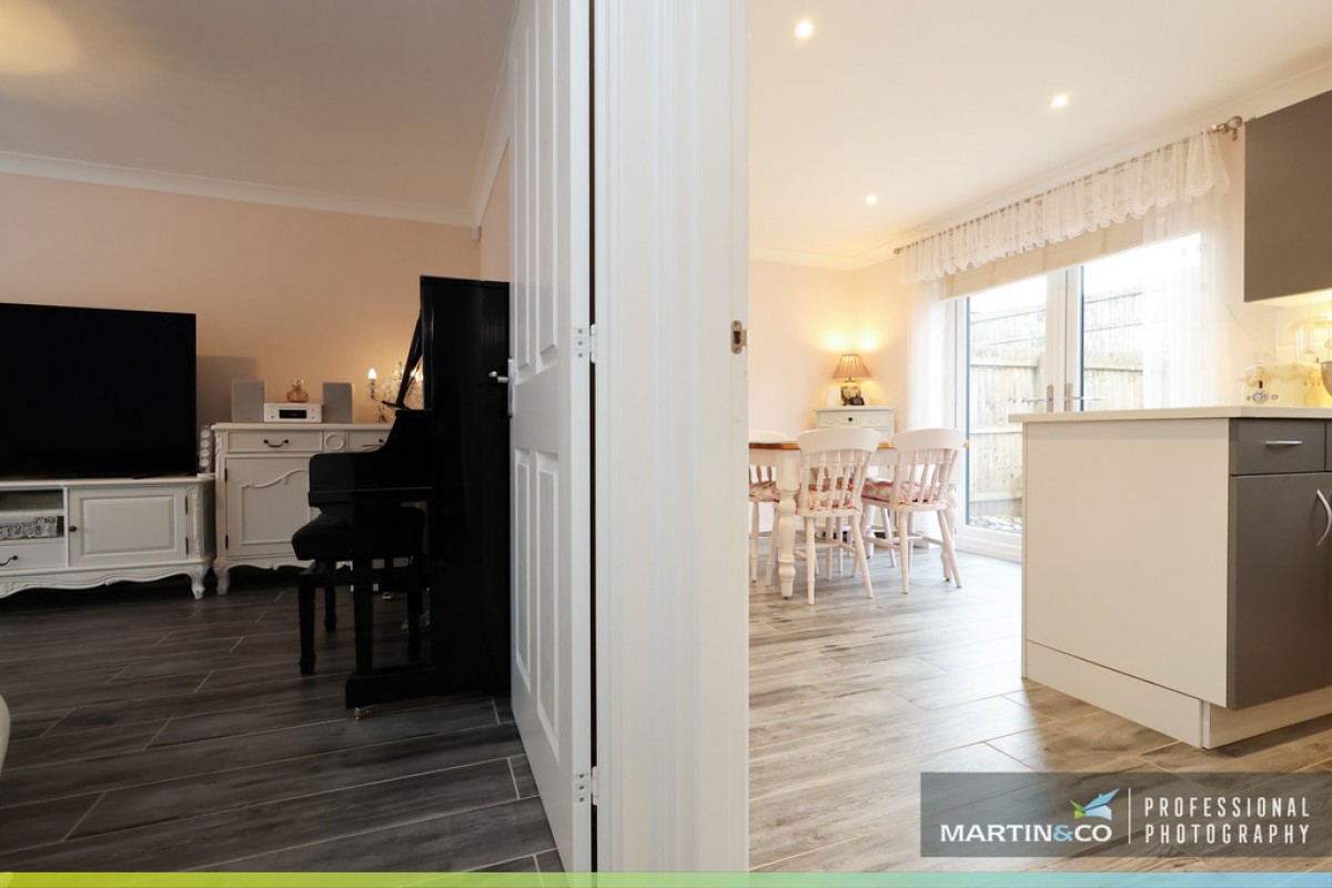 Lewis Crescent, St Edeyrns