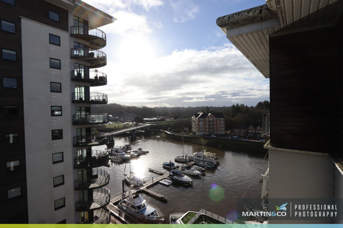 Beatrix, Victoria Wharf