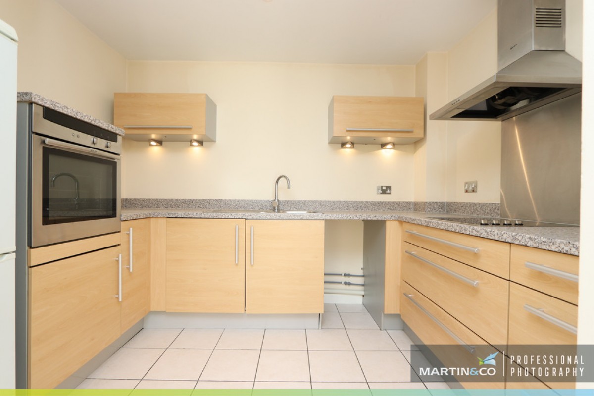 Beatrix, Victoria Wharf