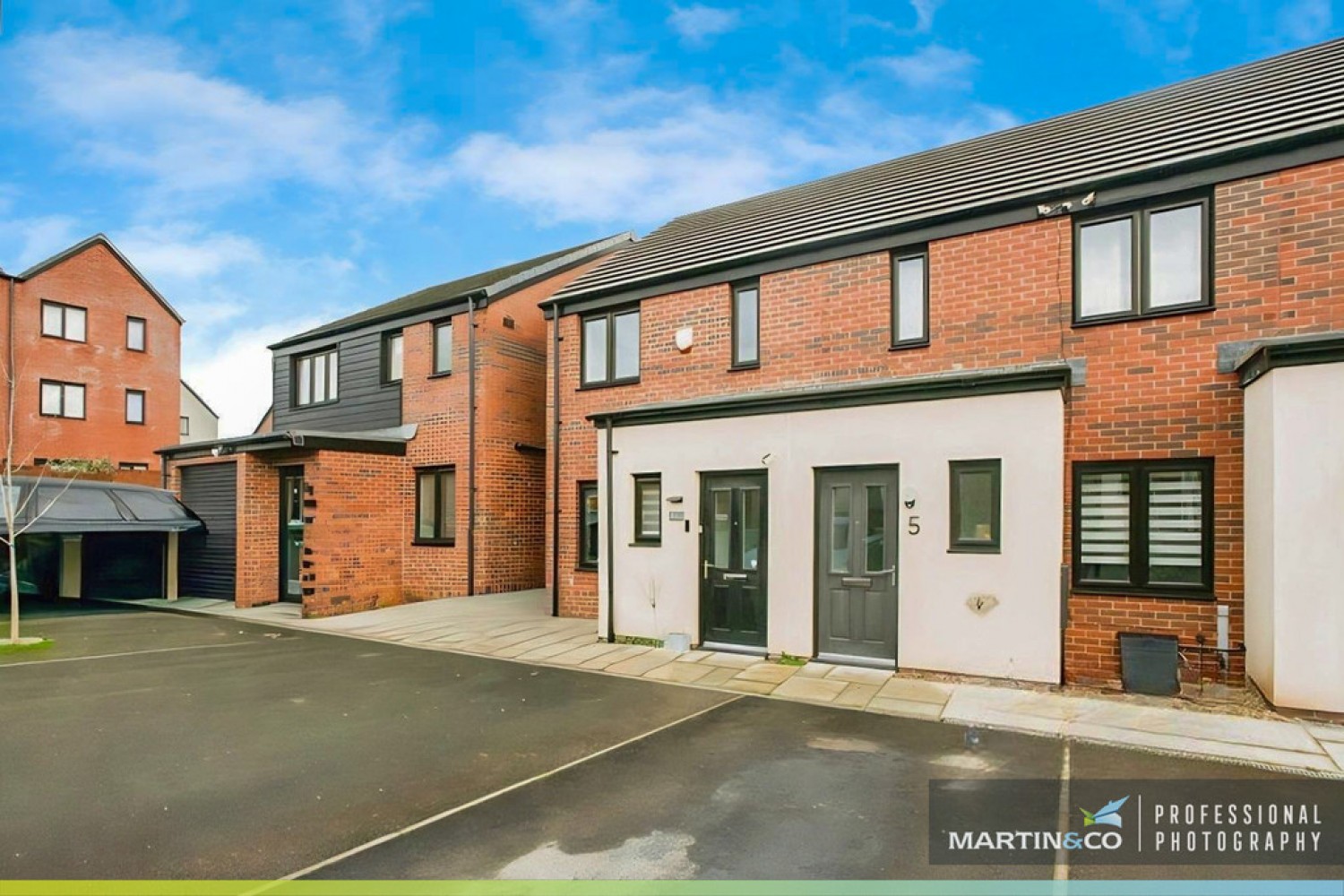 2 bedroom House for Sale Clos Thomas, St Edeyrns