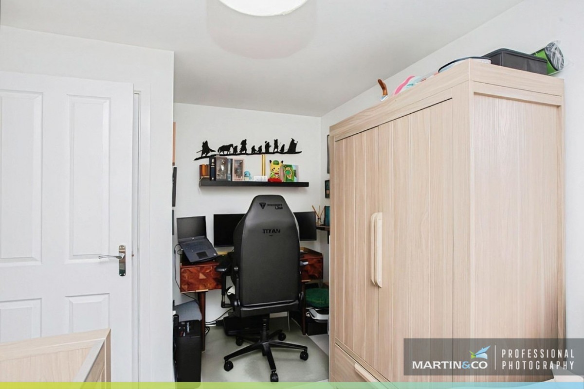 Clos Thomas, St Edeyrns