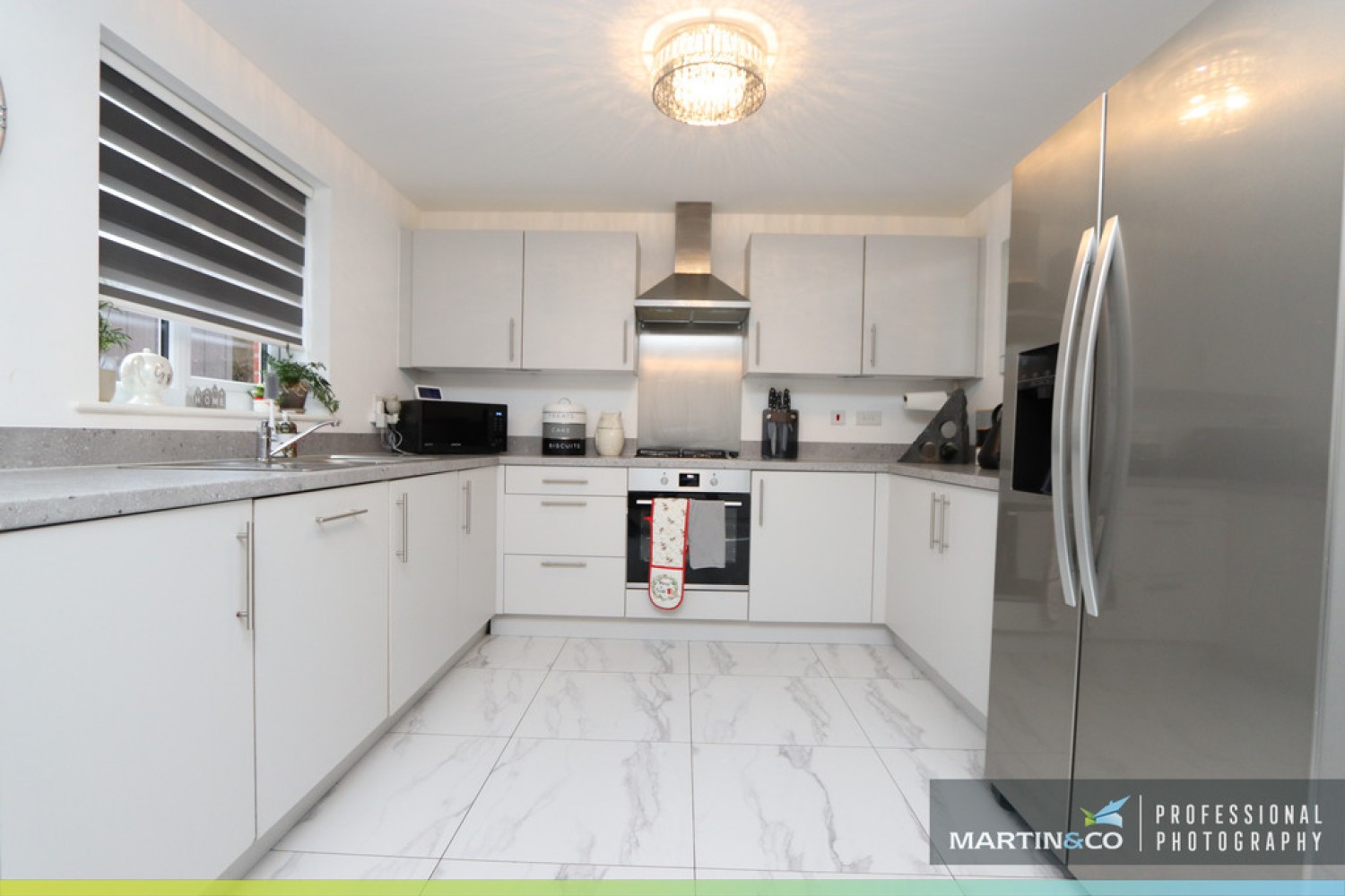 4 bedroom House in Heol Y Gylfinir, Llanilid