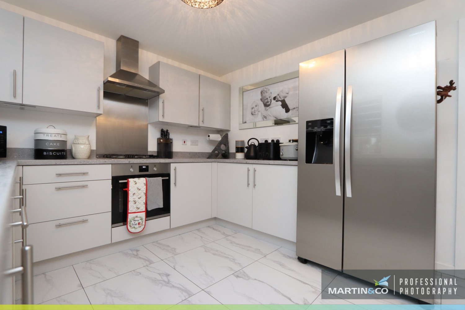 4 bedroom House in Heol Y Gylfinir, Llanilid