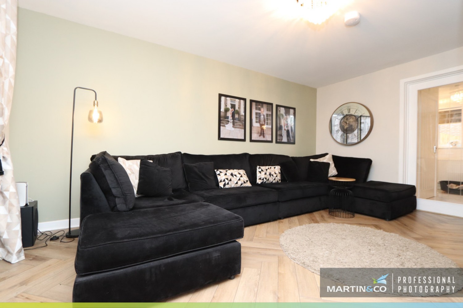 4 bedroom House in Heol Y Gylfinir, Llanilid