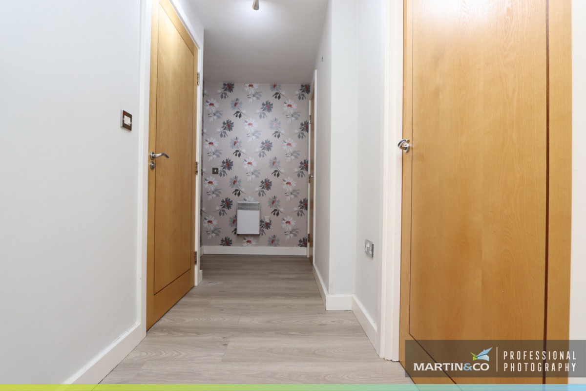 Roma, Victoria Wharf