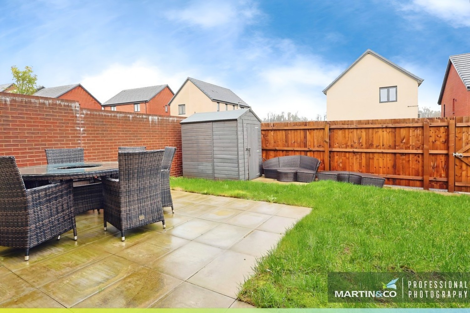 3 bedroom House for Sale Church Road, St Edeyrns