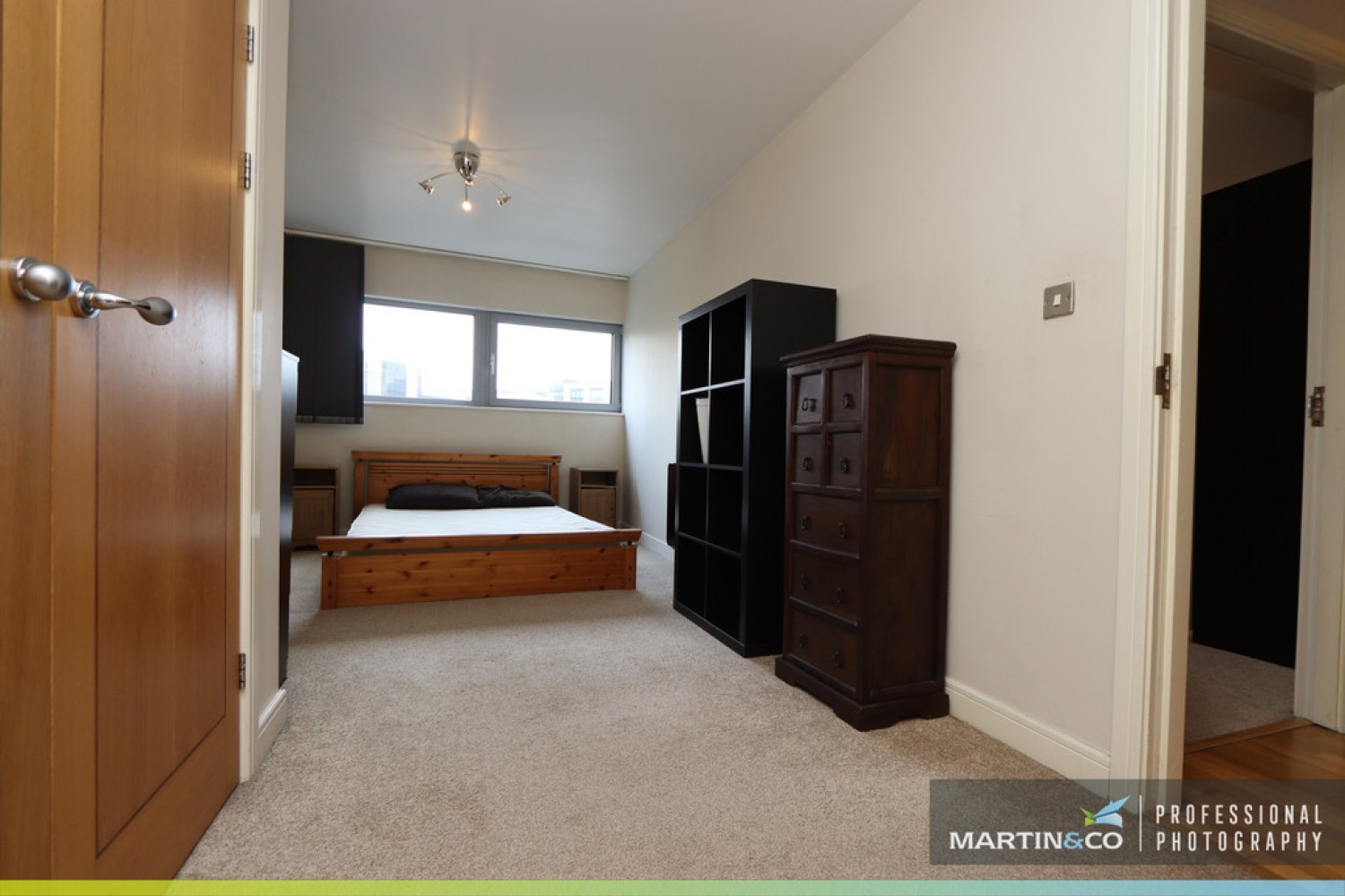 2 bedroom Flat for Sale Altolusso, Bute Terrace