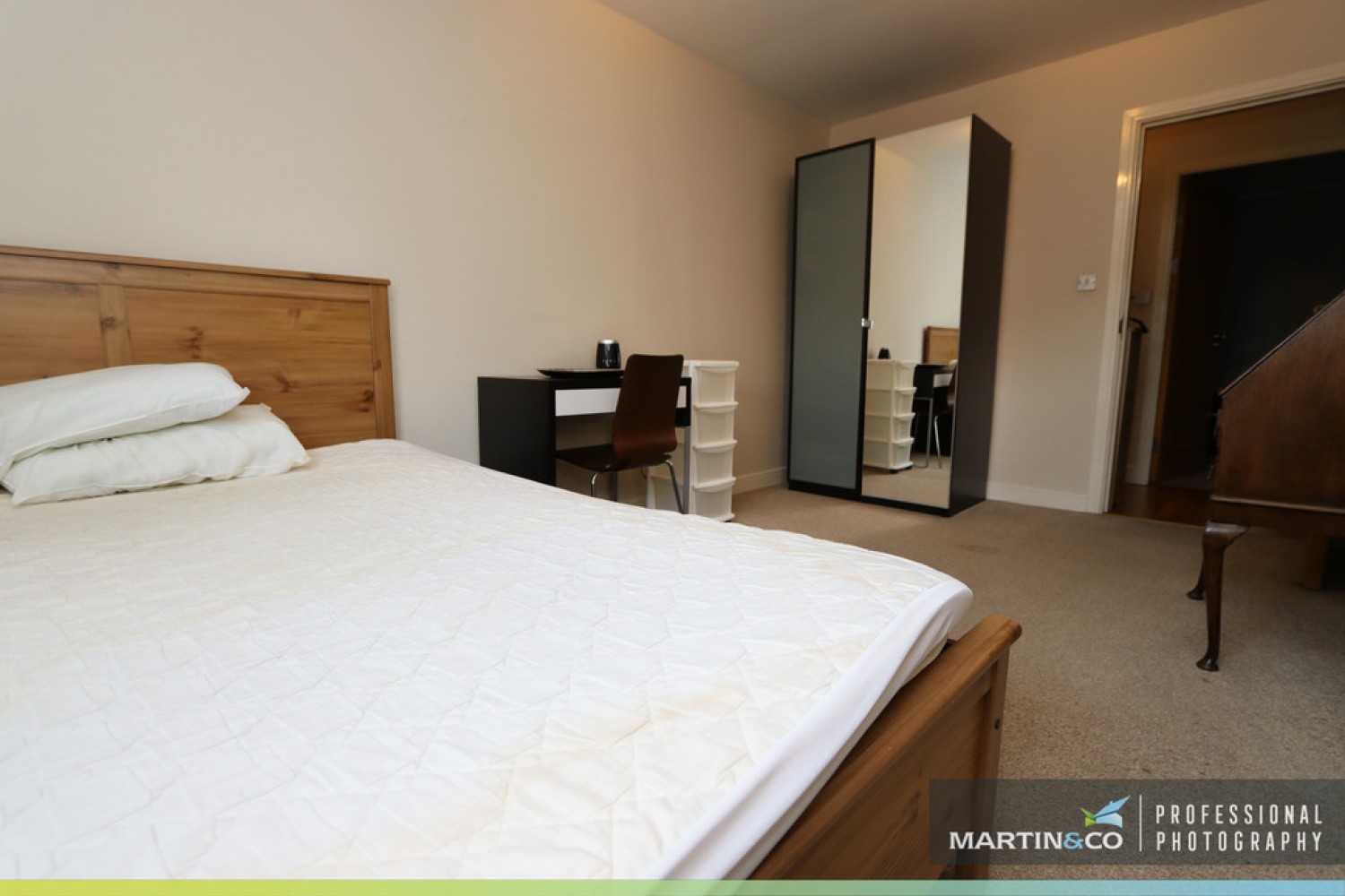 2 bedroom Flat for Sale Altolusso, Bute Terrace