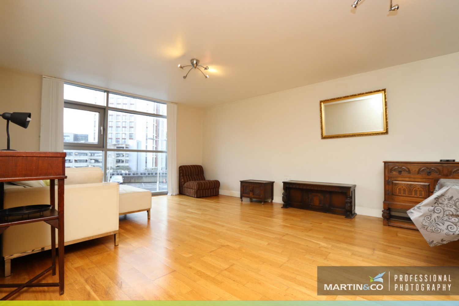 2 bedroom Flat for Sale Altolusso, Bute Terrace