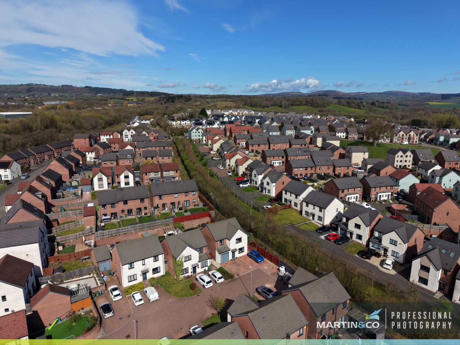 4 bedroom House for Sale Heol Booths, St Edeyrns