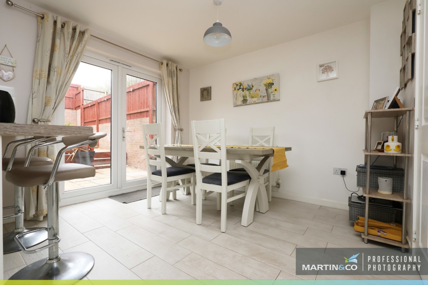 4 bedroom House for Sale Heol Booths, St Edeyrns