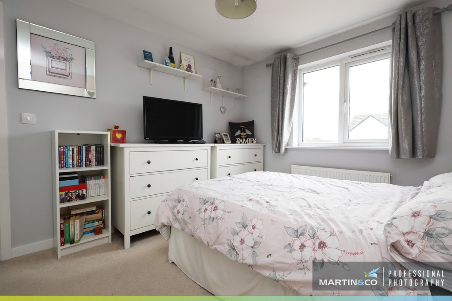 4 bedroom House for Sale Heol Booths, St Edeyrns