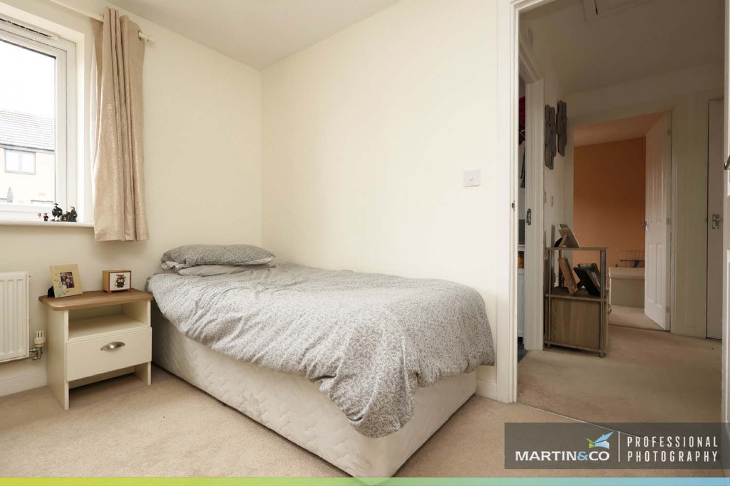 4 bedroom House for Sale Heol Booths, St Edeyrns