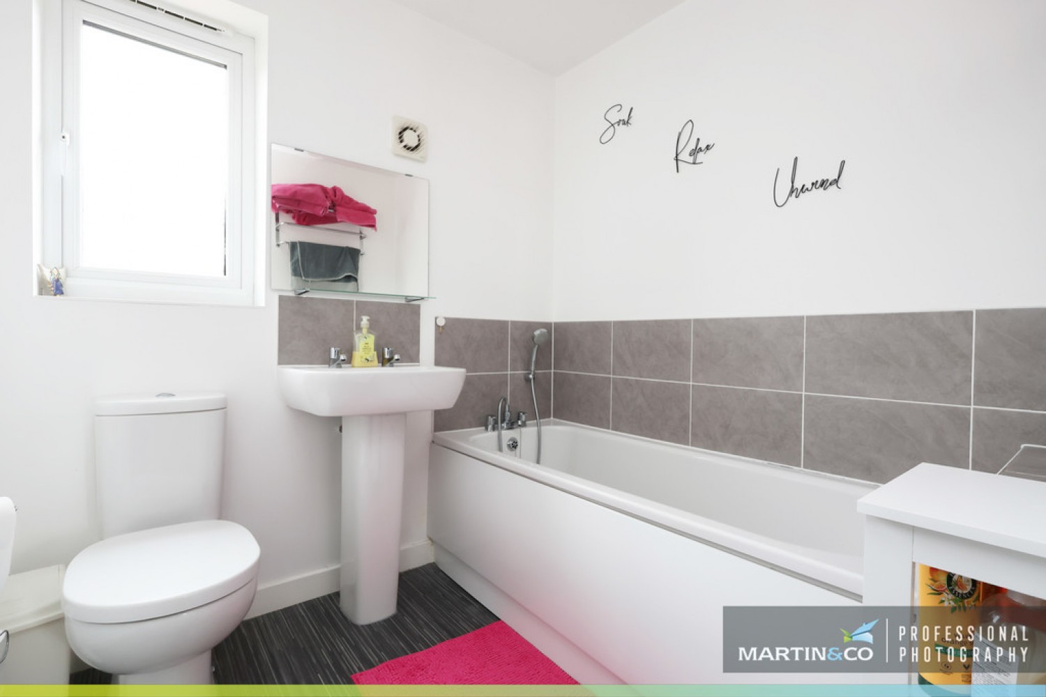 4 bedroom House for Sale Heol Booths, St Edeyrns