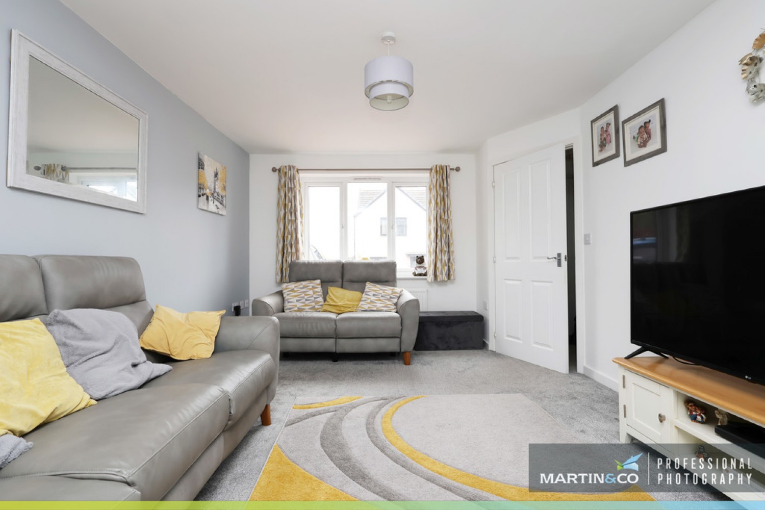 4 bedroom House for Sale Heol Booths, St Edeyrns