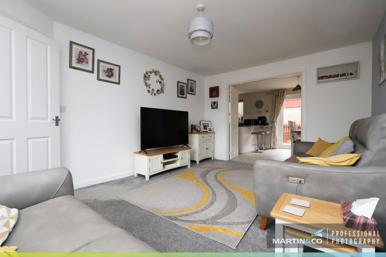 4 bedroom House for Sale Heol Booths, St Edeyrns