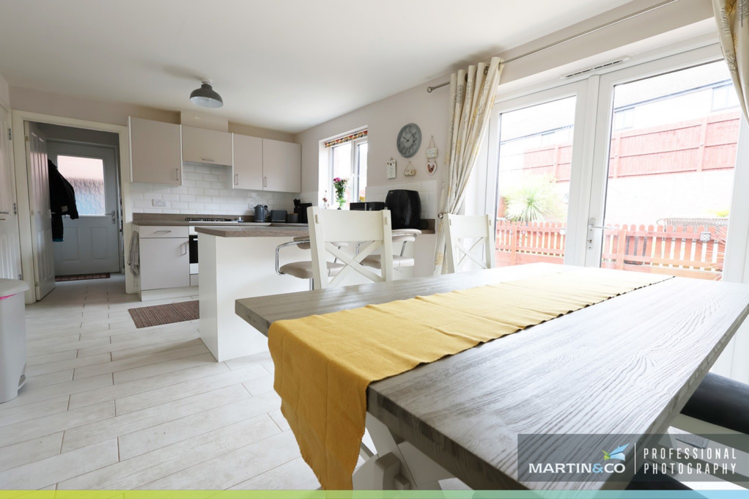 4 bedroom House for Sale Heol Booths, St Edeyrns