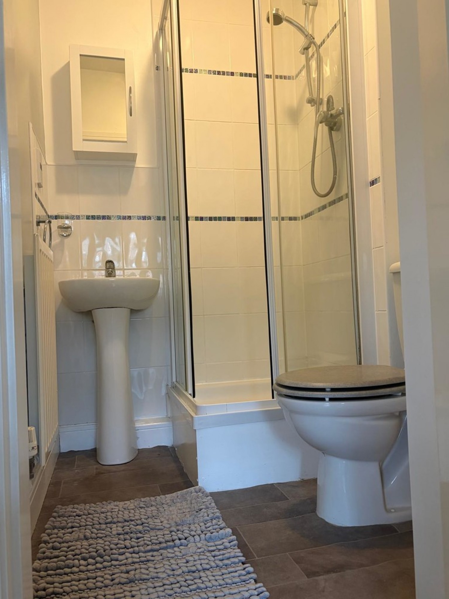 3 bedroom House for Letting Meadow Hill, Church Village