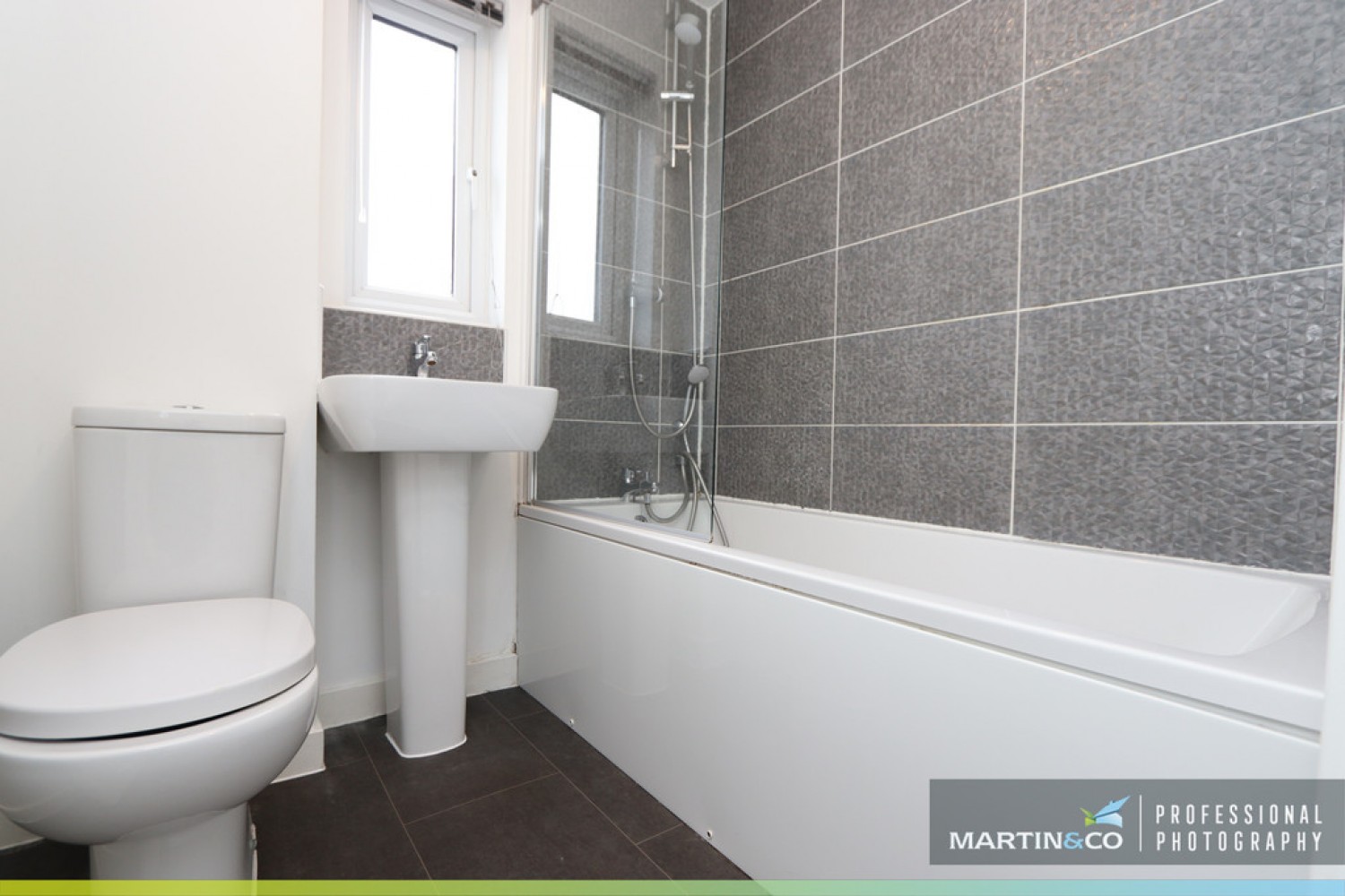 2 bedroom House for Sale Church Road, St Edeyrns