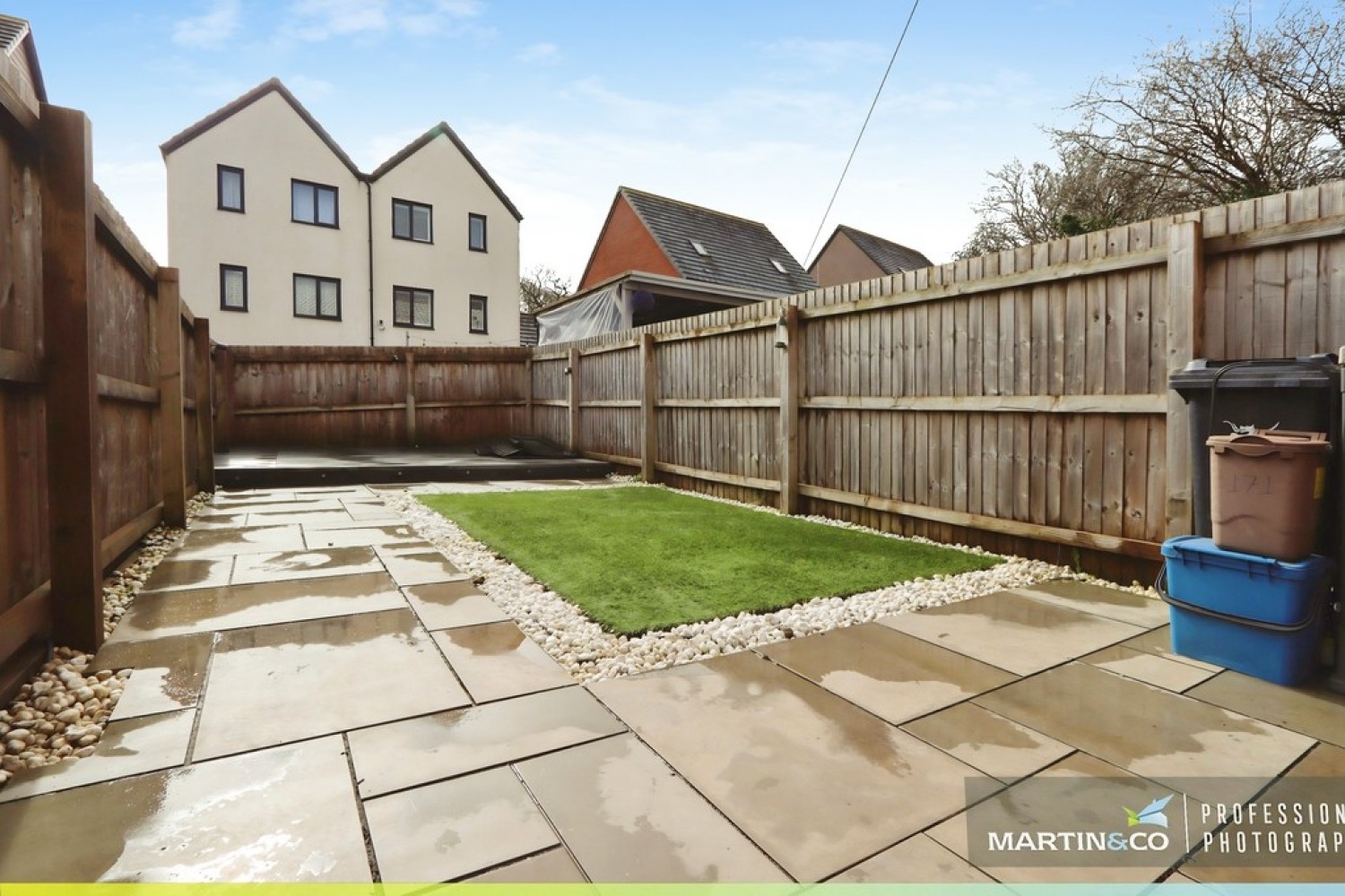 2 bedroom House for Sale Church Road, St Edeyrns