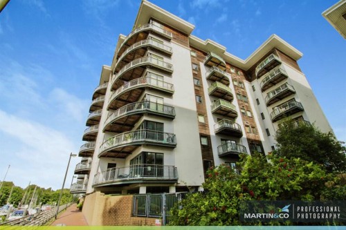 Catrine, Victoria Wharf