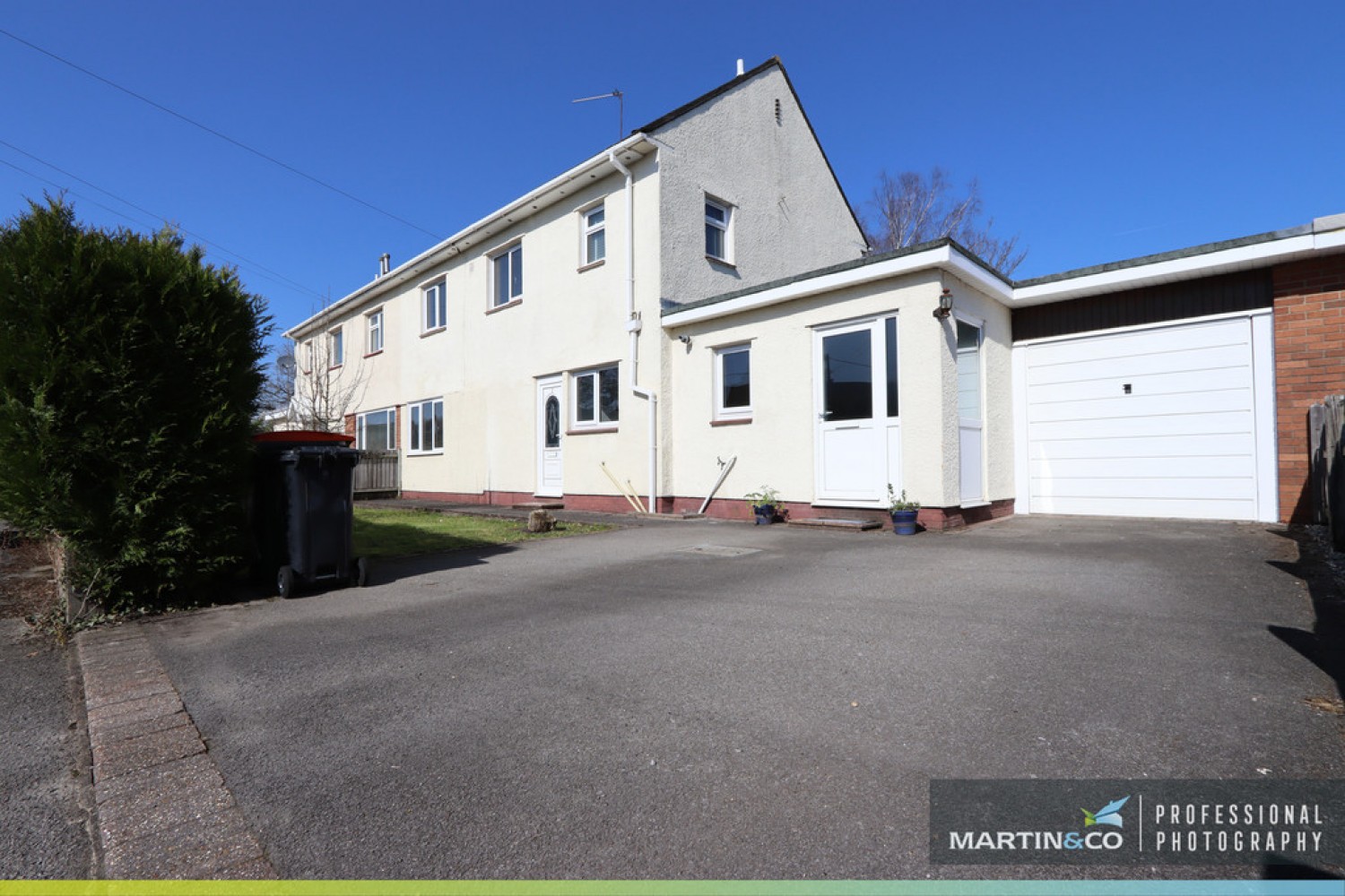 3 bedroom House for Sale Herbert Close, Marshfield