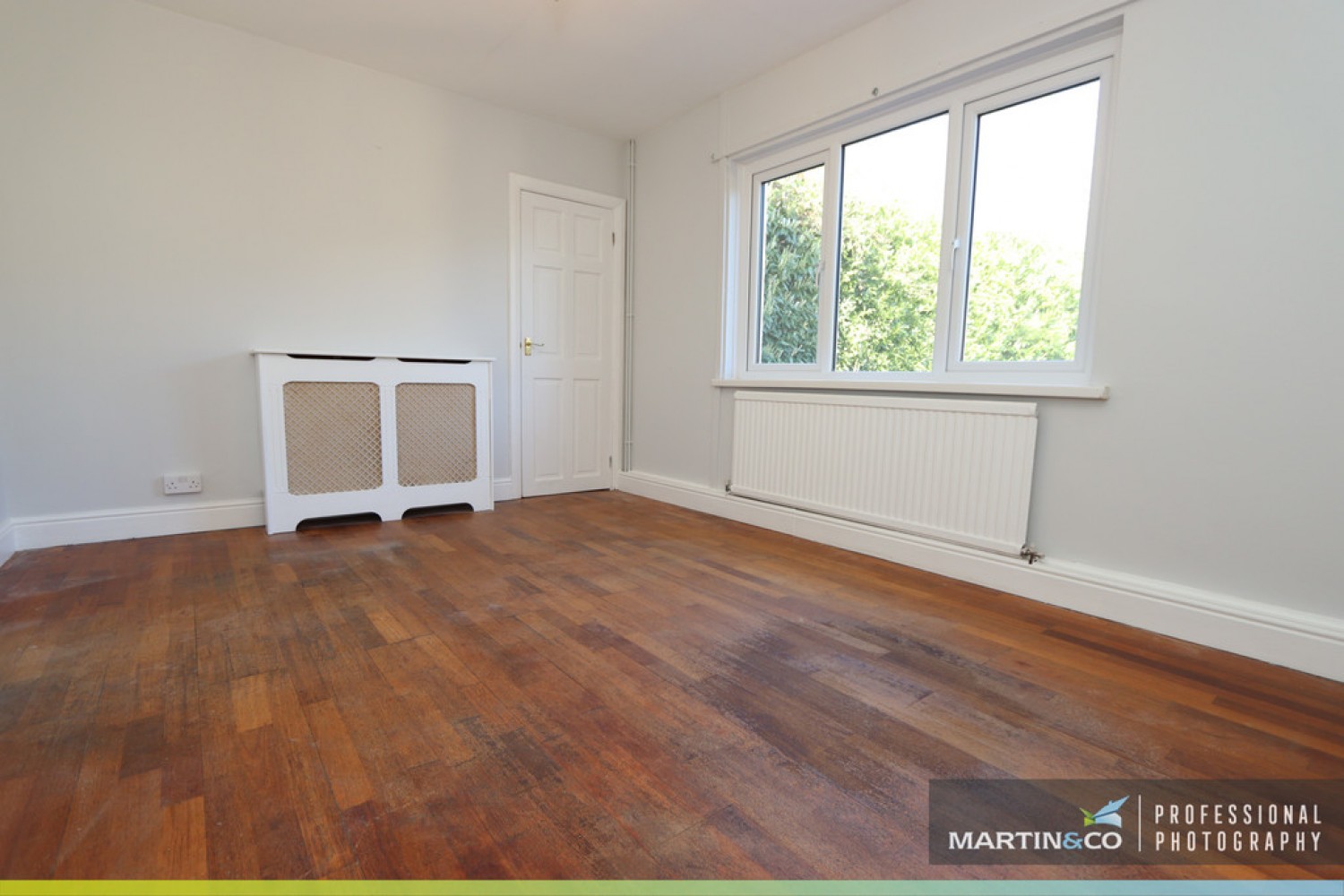 3 bedroom House for Sale Herbert Close, Marshfield