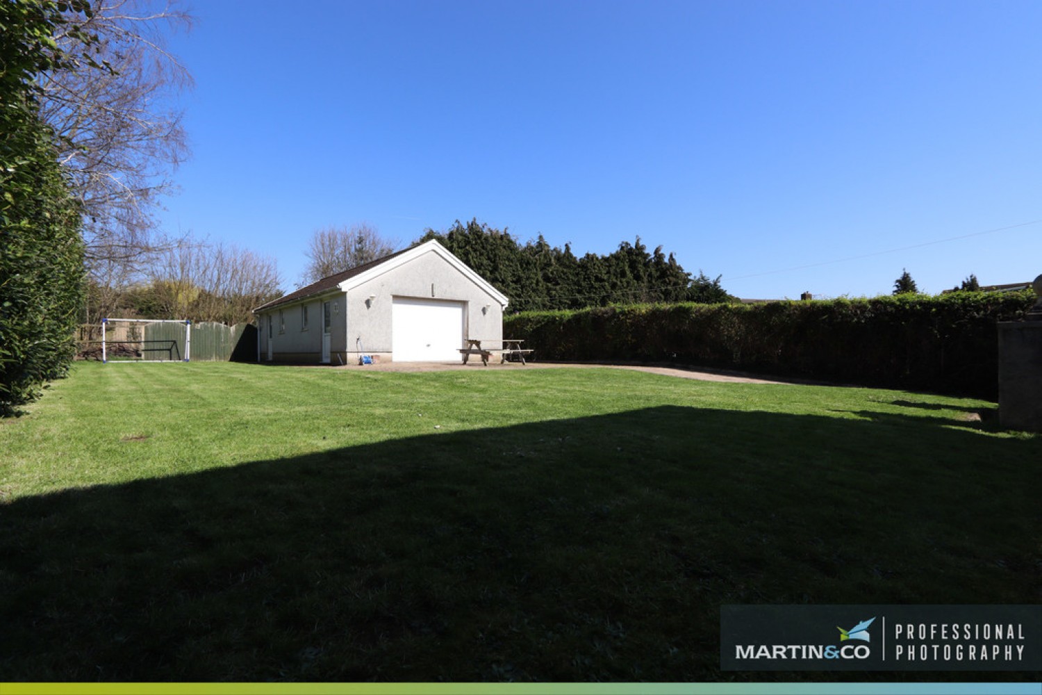 3 bedroom House for Sale Herbert Close, Marshfield