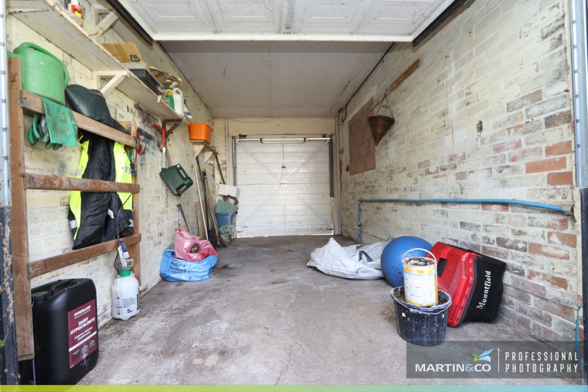 Herbert Close, Marshfield