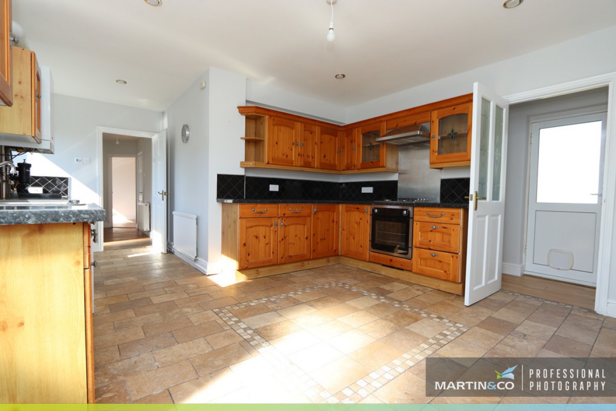 Herbert Close, Marshfield