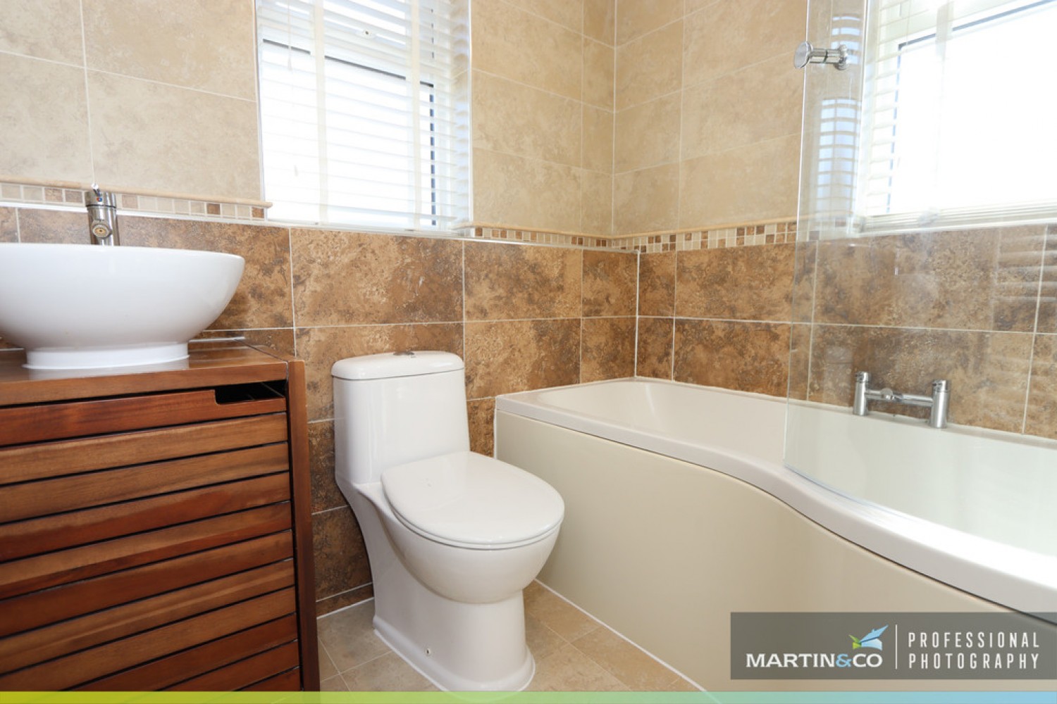 3 bedroom House for Sale Herbert Close, Marshfield