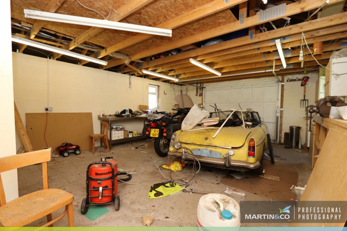 Herbert Close, Marshfield