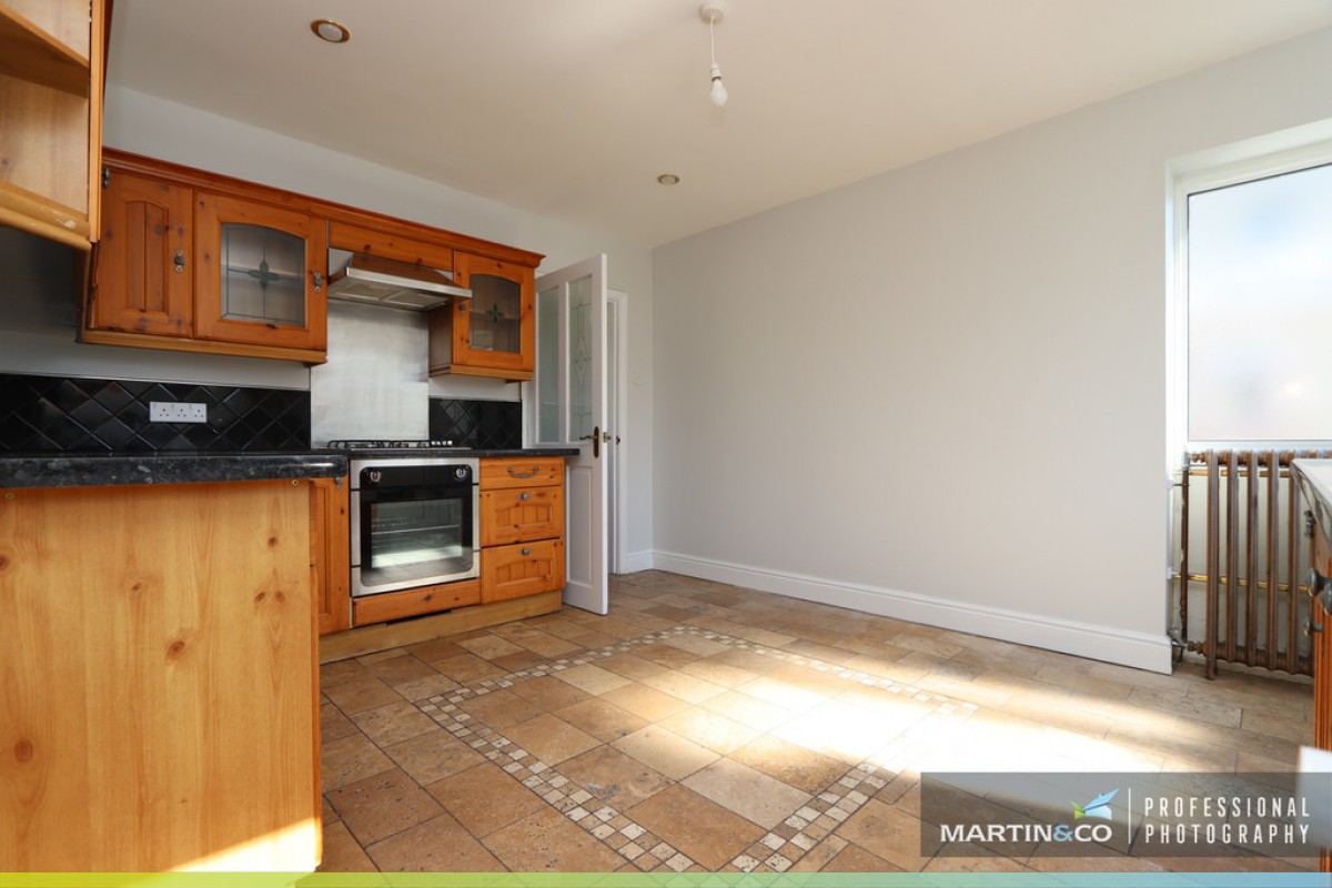 Herbert Close, Marshfield