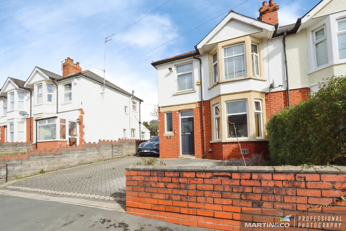 Tyr-Y-Sarn Road, Rumney