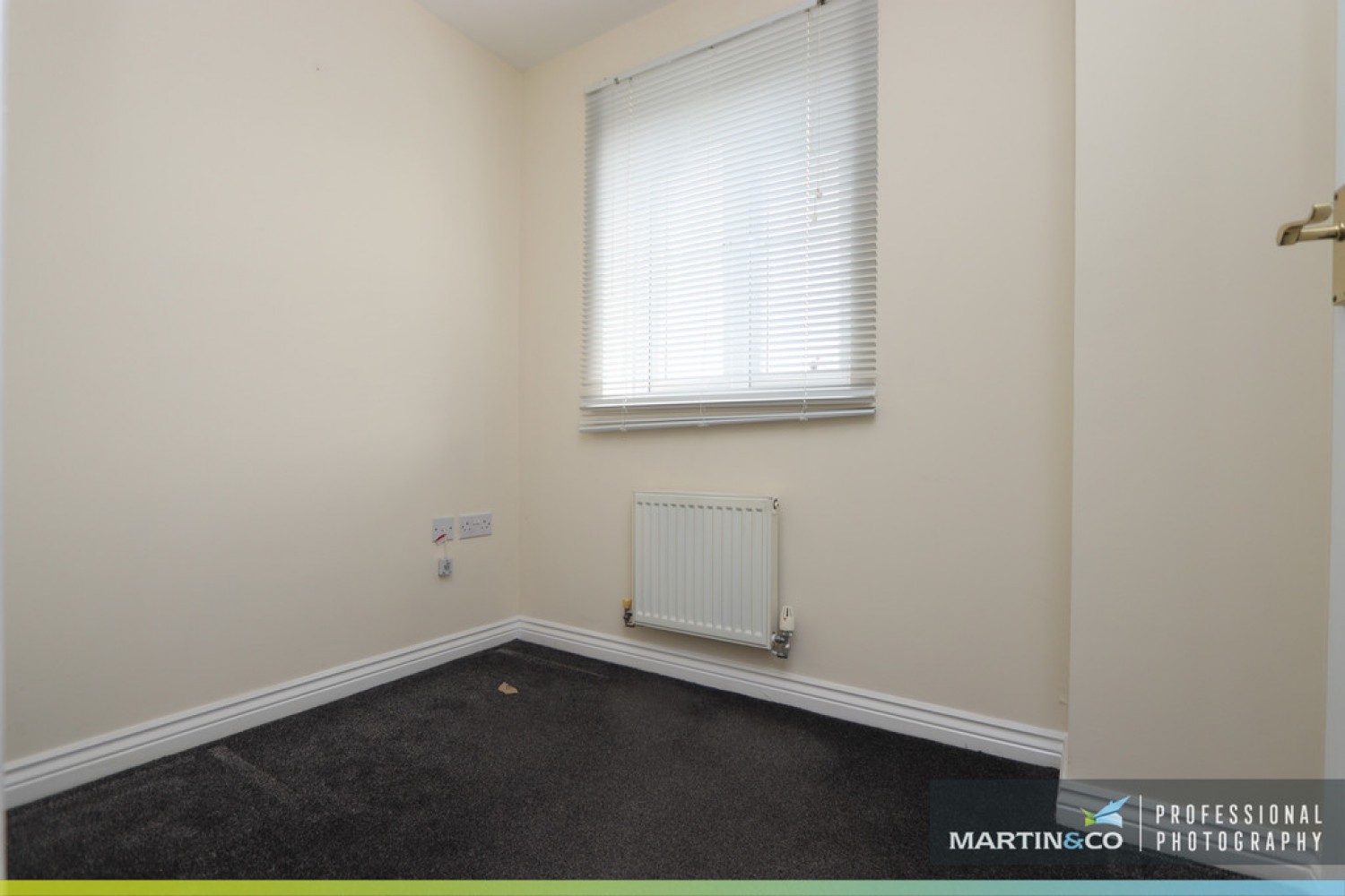 3 bedroom House for Sale Dan Y Meio, Abertridwr