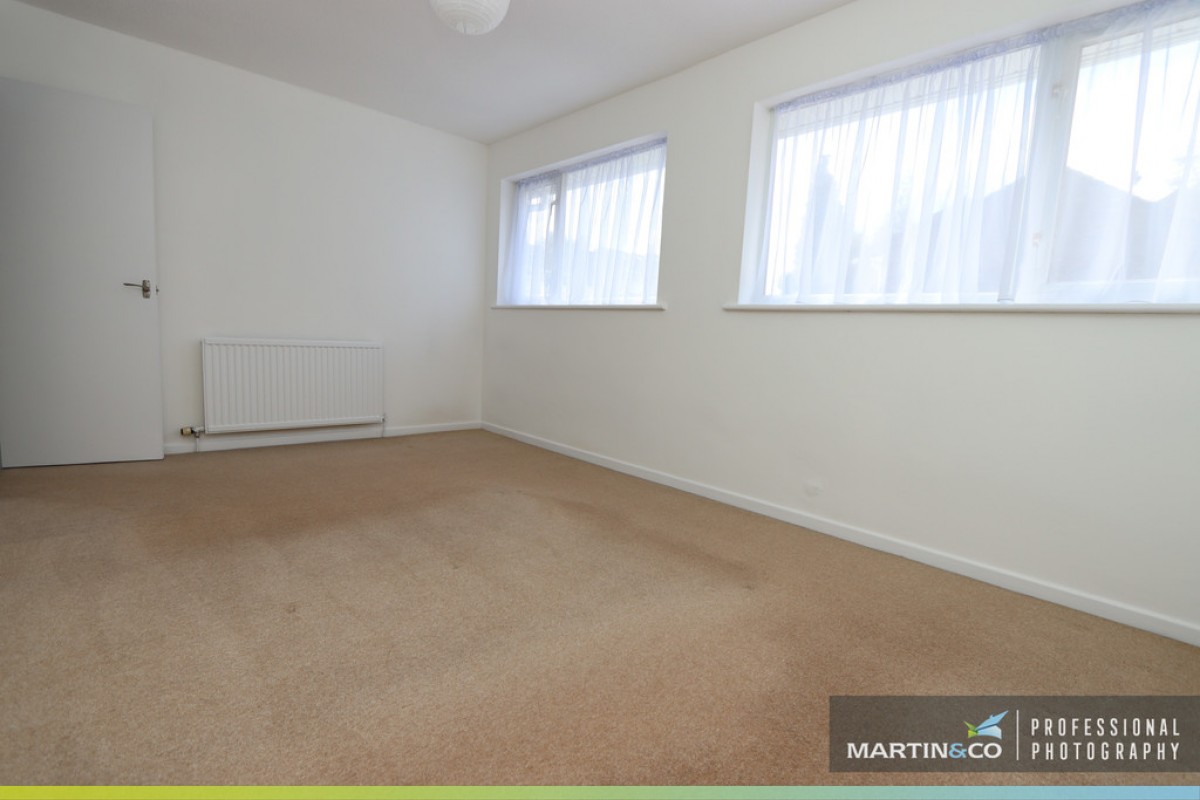 The Hawthorns, Pentwyn