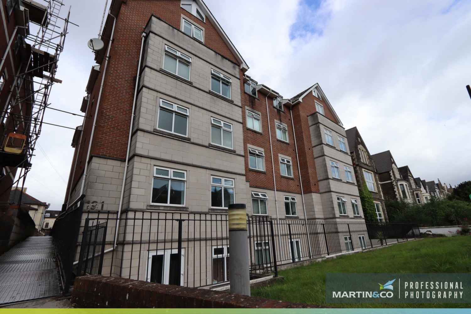 2 bedroom Flat for Letting Newport Road, Roath